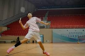 首回合为何向裁判展示队徽？詹卢卡-曼奇尼：希望他尊重罗马